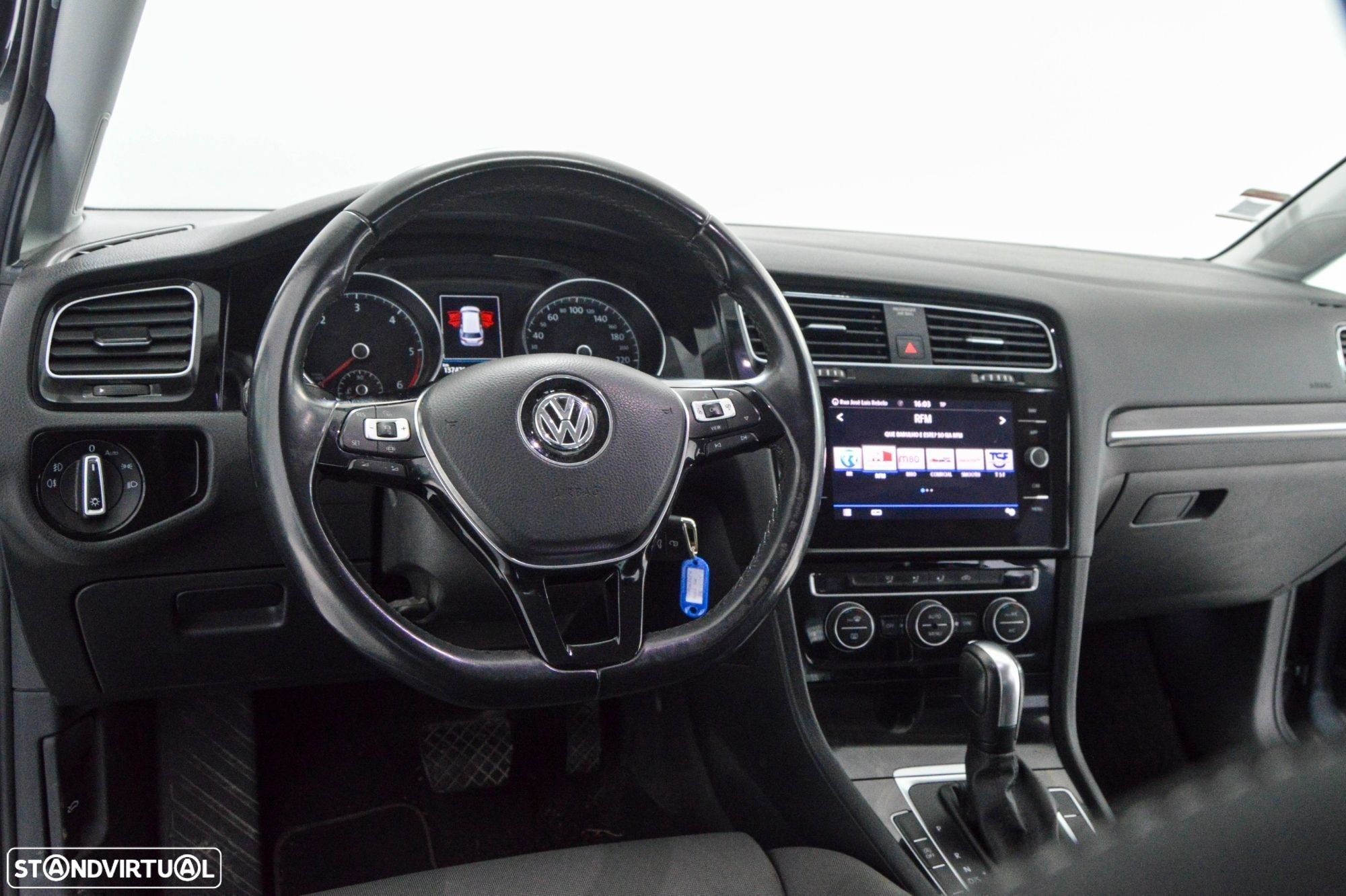 VW Golf Variant 2.0 TDi Highline DSG - 26