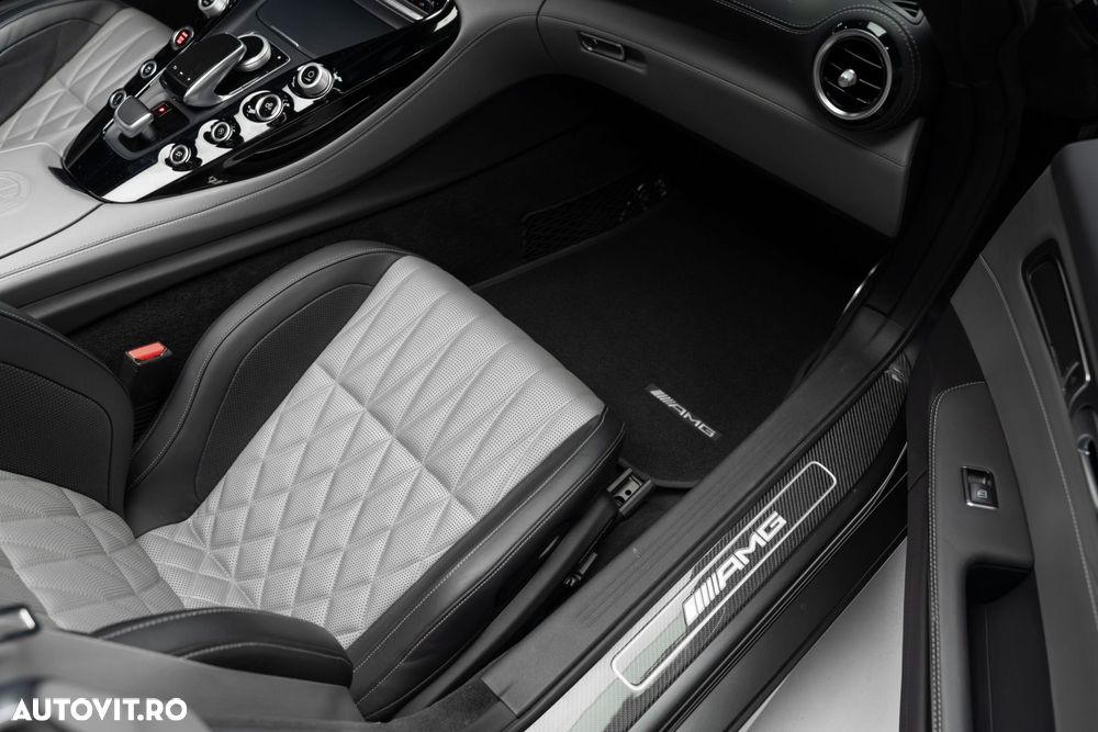 Mercedes-Benz AMG GT - 30