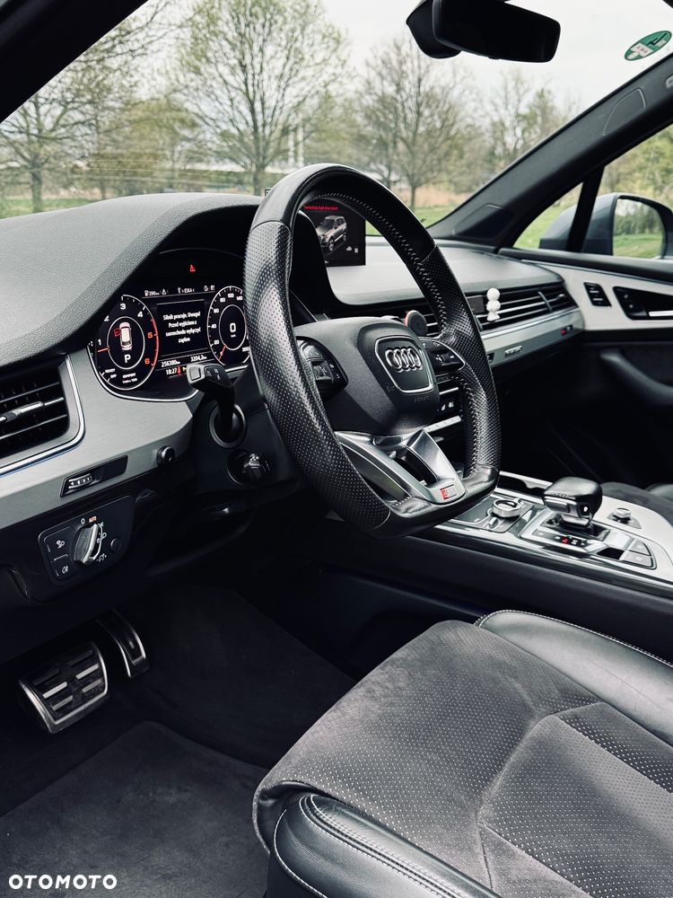 Audi Q7 - 15