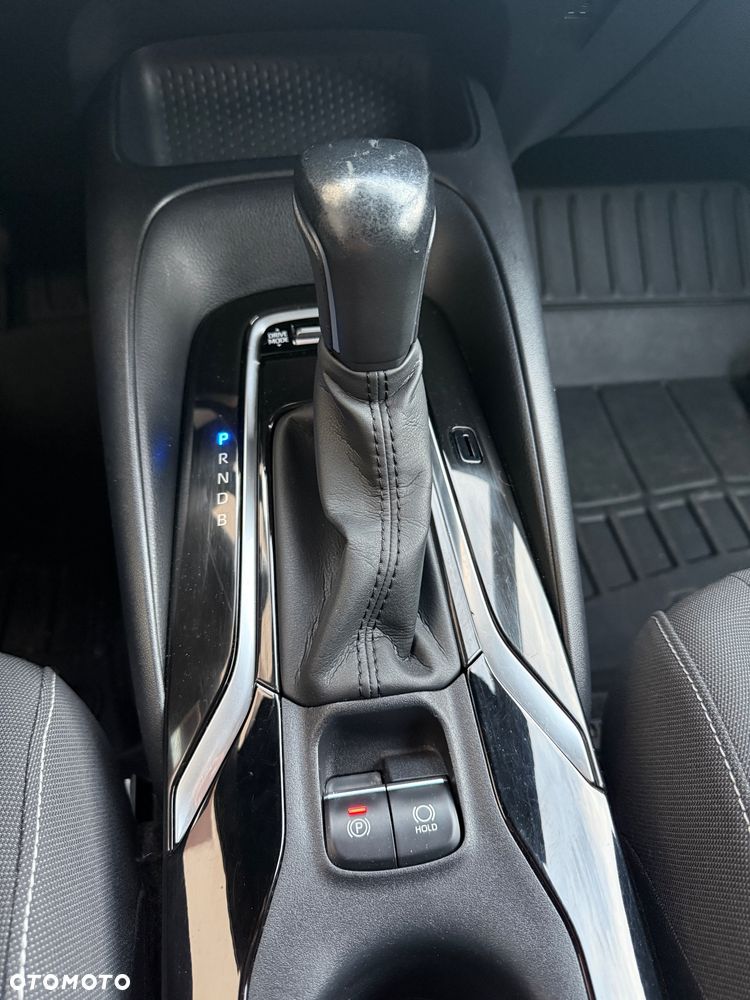 Toyota Corolla - 8