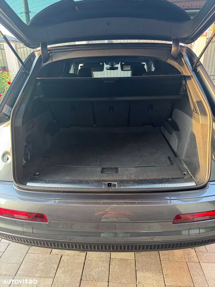 Audi Q7 - 12
