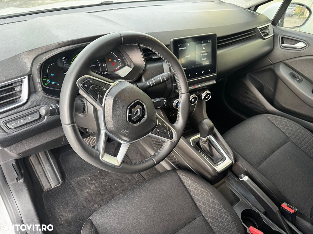 Renault Clio E-TECH Hybrid 140 ZEN - 7