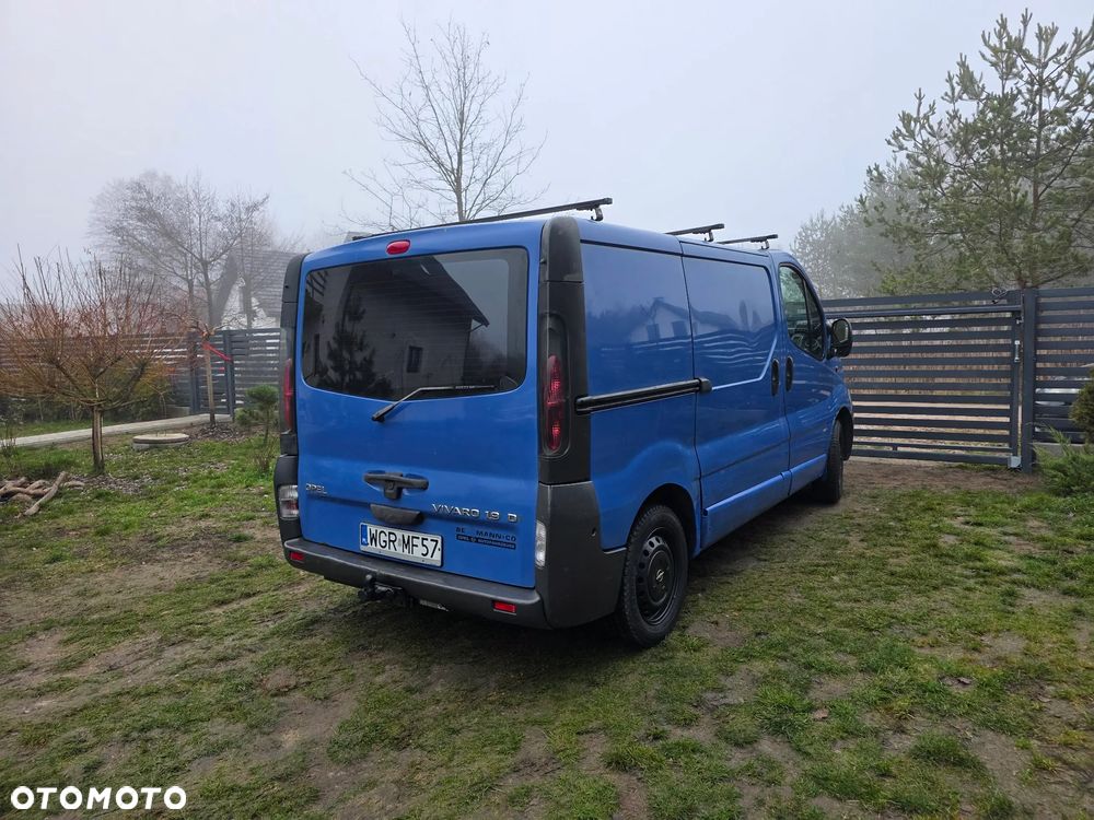 Opel Vivaro - 2