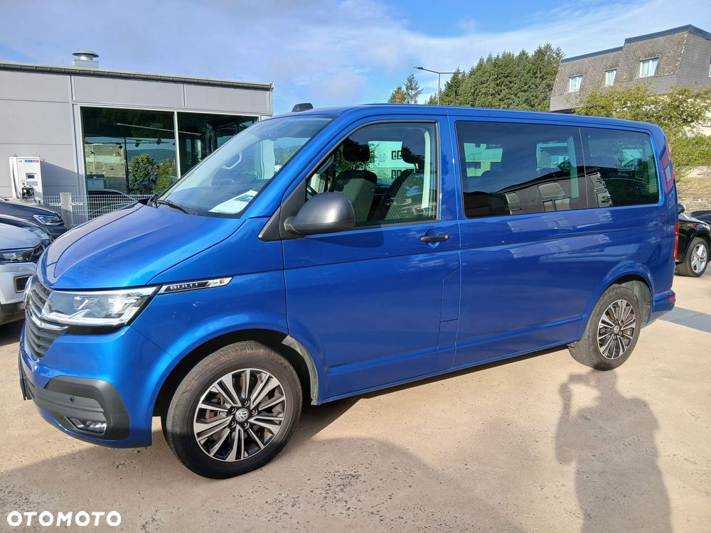 Volkswagen Multivan - 2