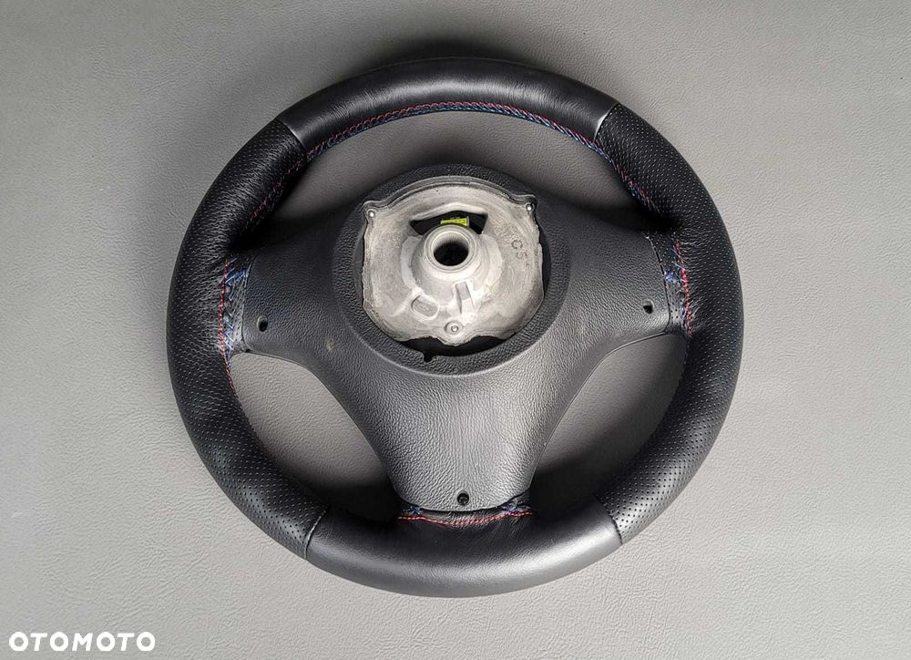 Kierownica BMW 1  3  E90 E91 E92 E81 E82 E87 m pakiet AIRBAG - 4