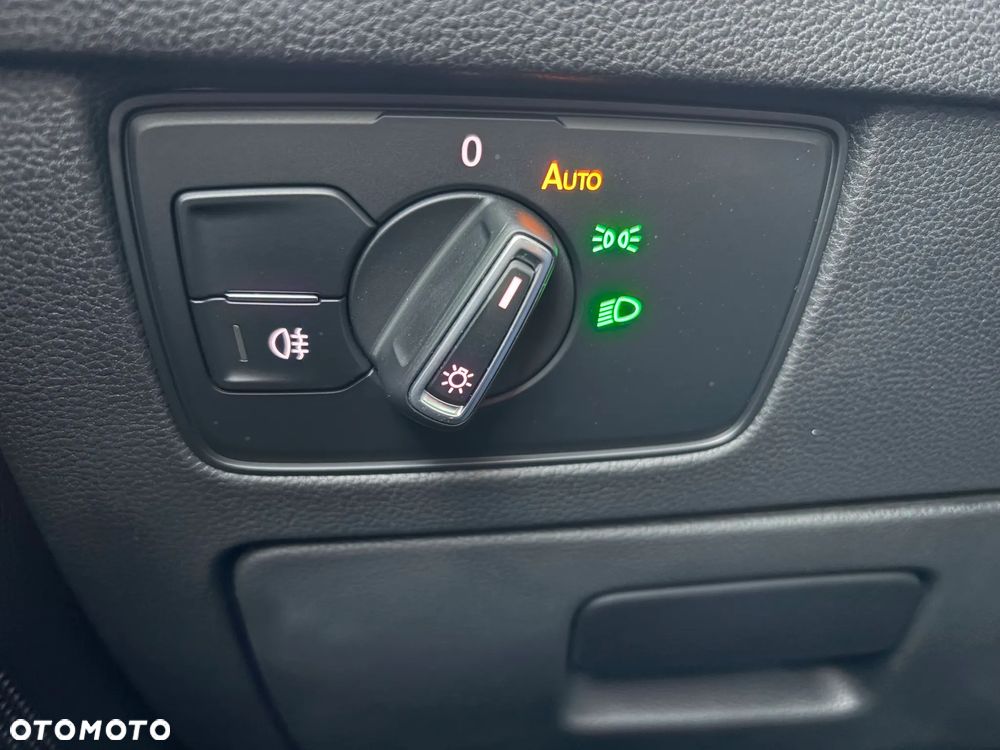 Volkswagen Passat Variant 2.0 TDI EVO Business DSG - 27