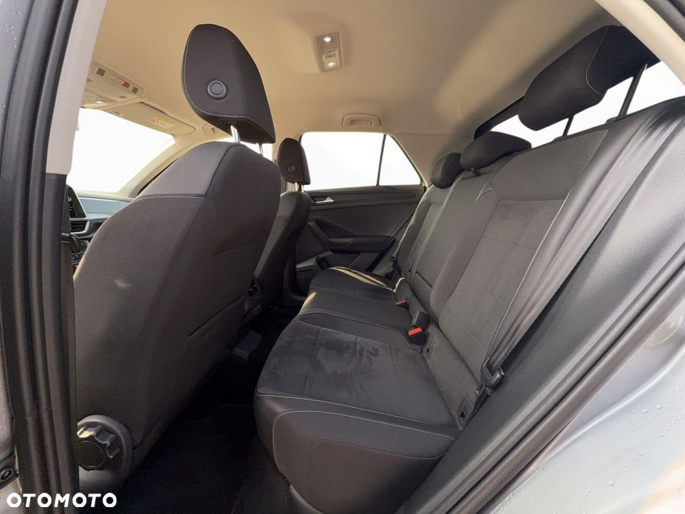 Volkswagen T-Roc 1.5 TSI Style DSG - 27