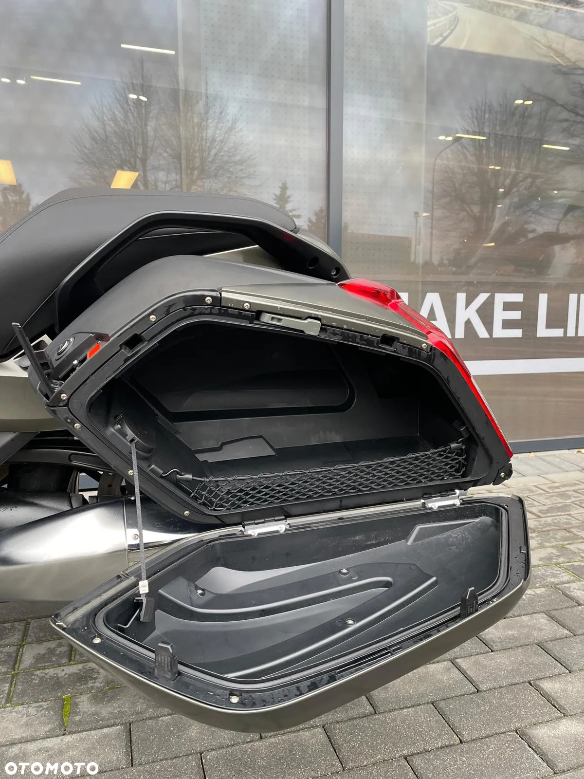BMW K - 18