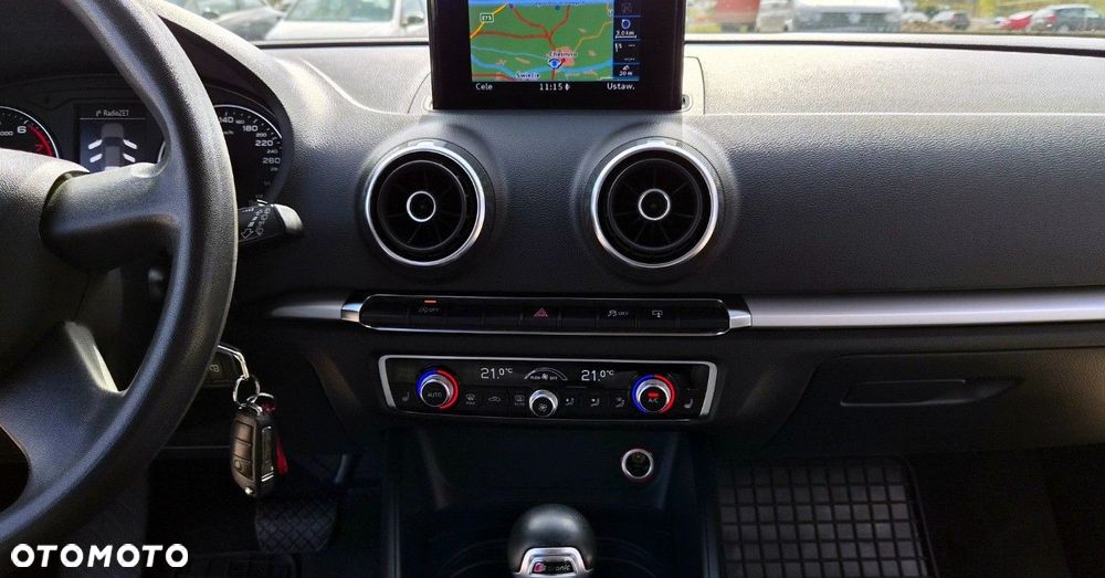 Audi A3 Sportback - 33