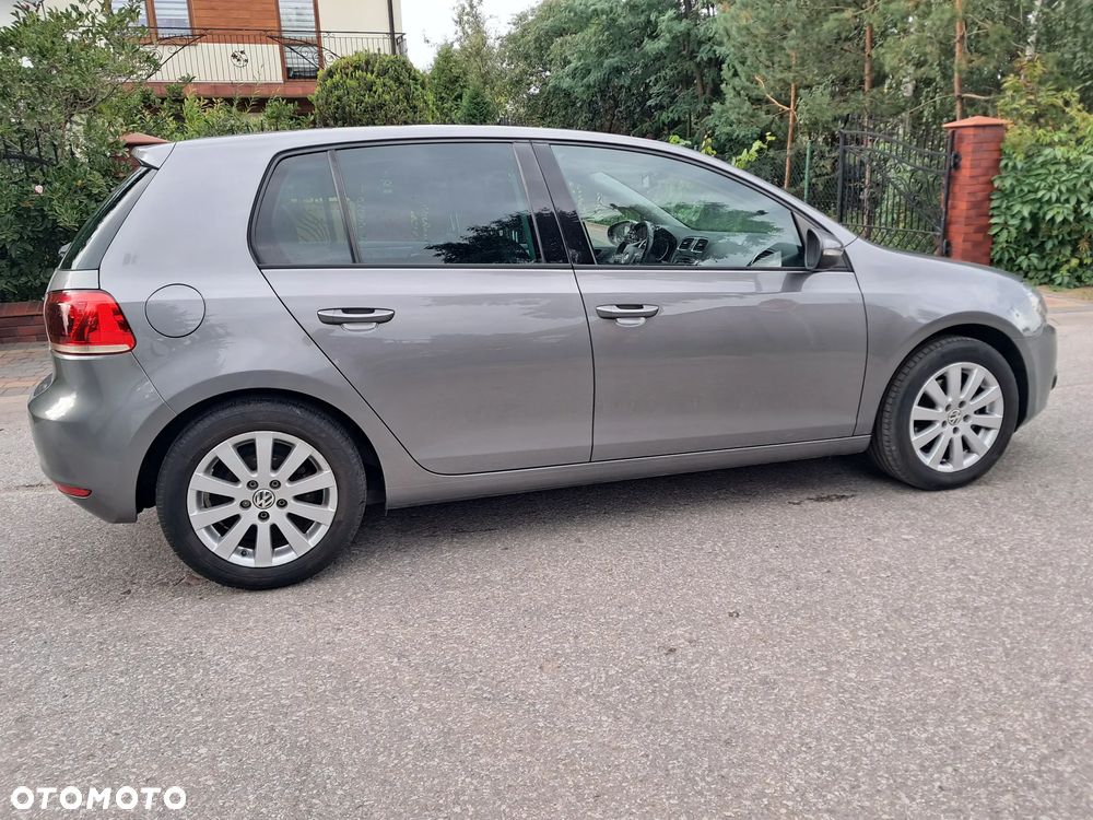 Volkswagen Golf 2.0 TDI DPF Highline - 7