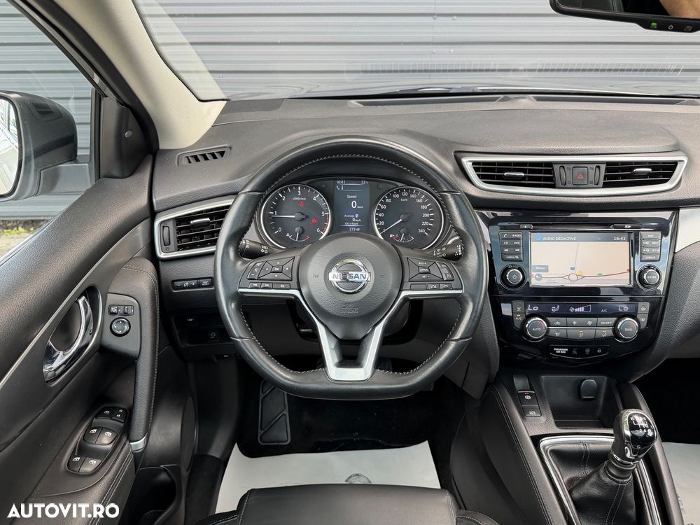 Nissan Qashqai 1.6 DCI TEKNA+ - 10