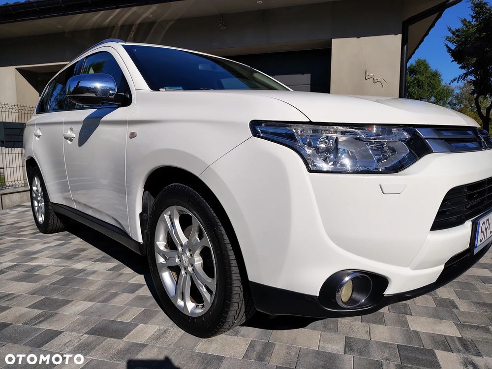 Mitsubishi Outlander 2.0 Intense 2WD - 13
