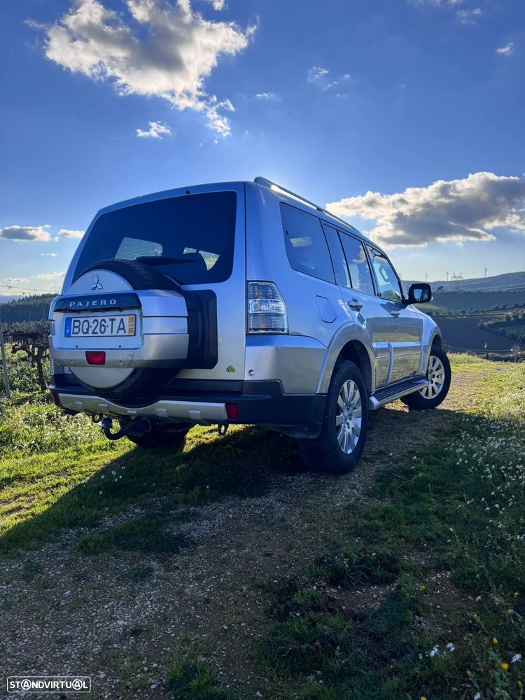 Mitsubishi Pajero 3.2 DI-D Auto Instyle - 2