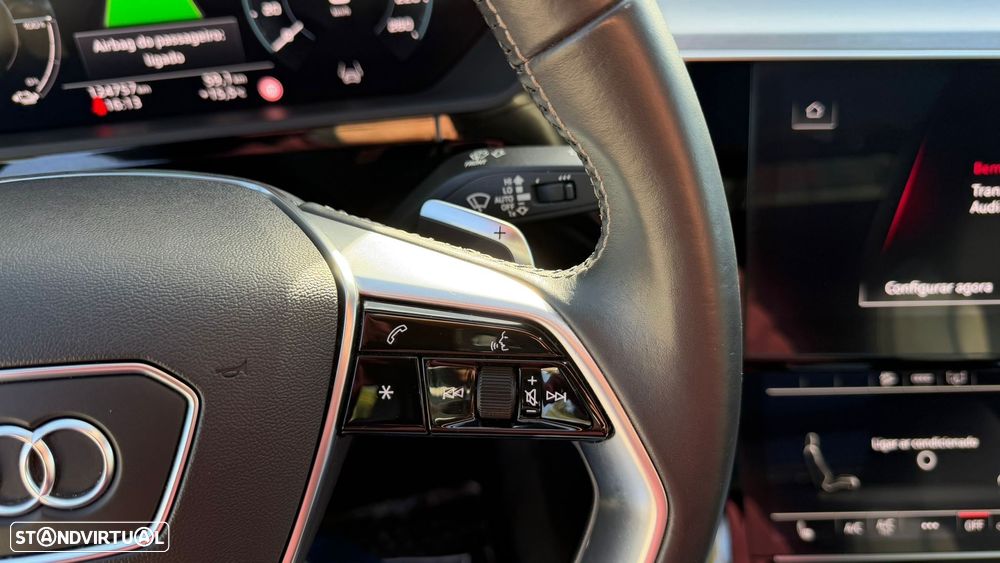 Audi e-tron 55 quattro S line - 28