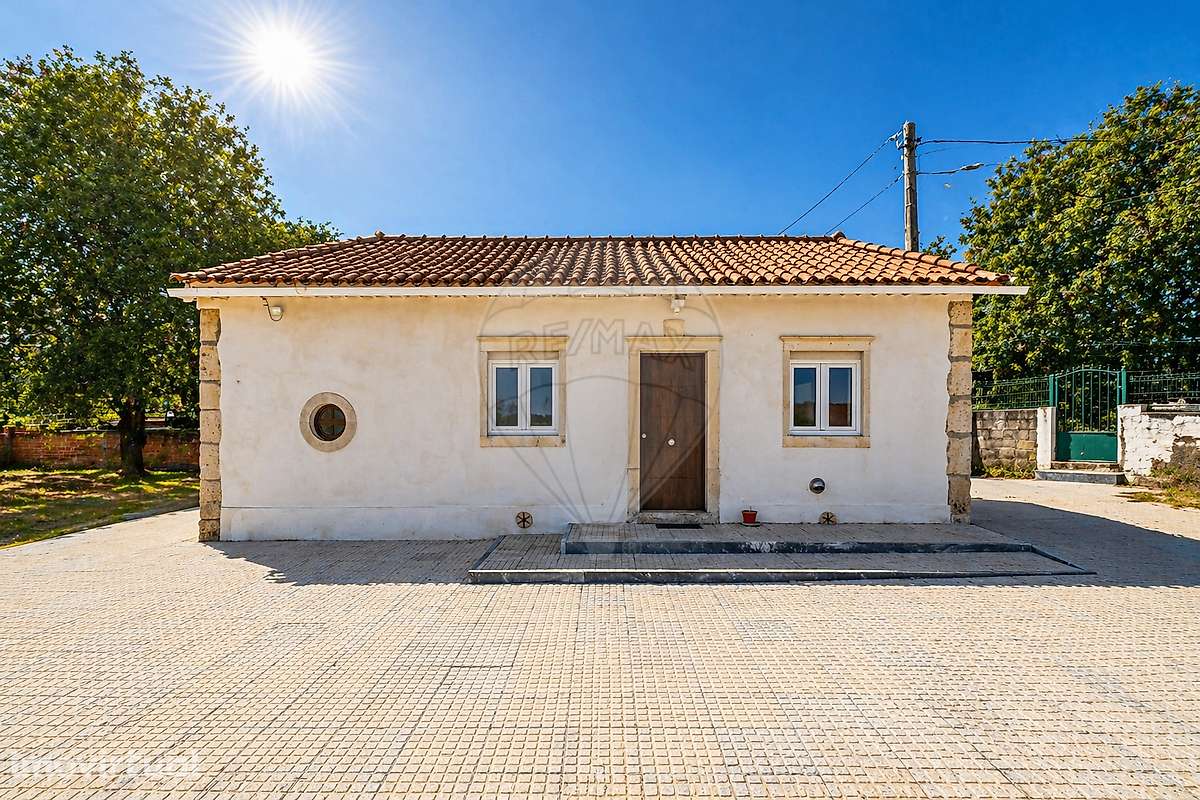 Moradia T2 para venda - Grande imagem: 2/22