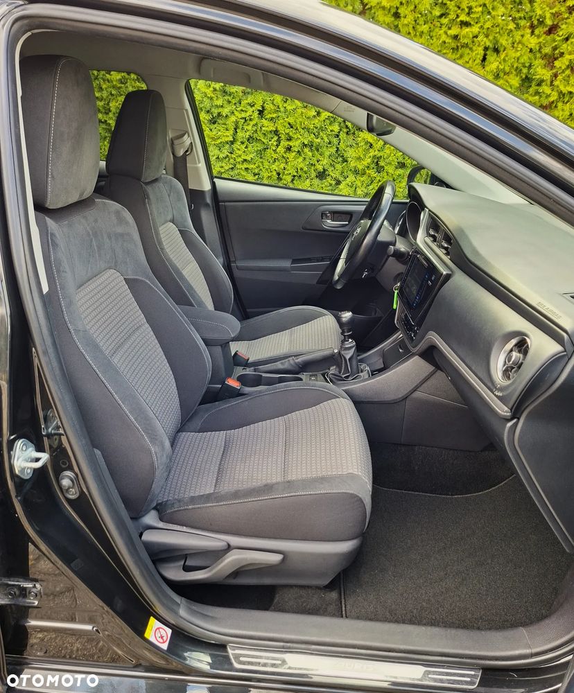 Toyota Auris 1.2 Turbo Edition S+ - 12