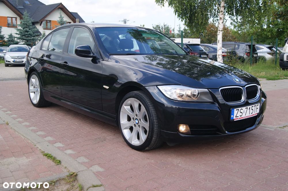 BMW Seria 3 320i Edition Sport - 3
