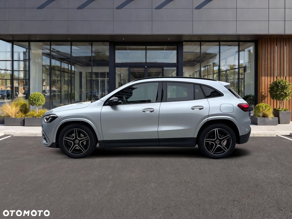 Mercedes-Benz GLA 200 mHEV AMG Line 7G-DCT - 8