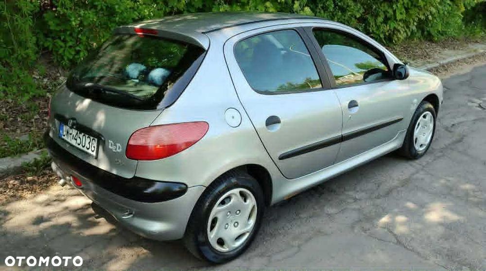 Peugeot 206 - 4
