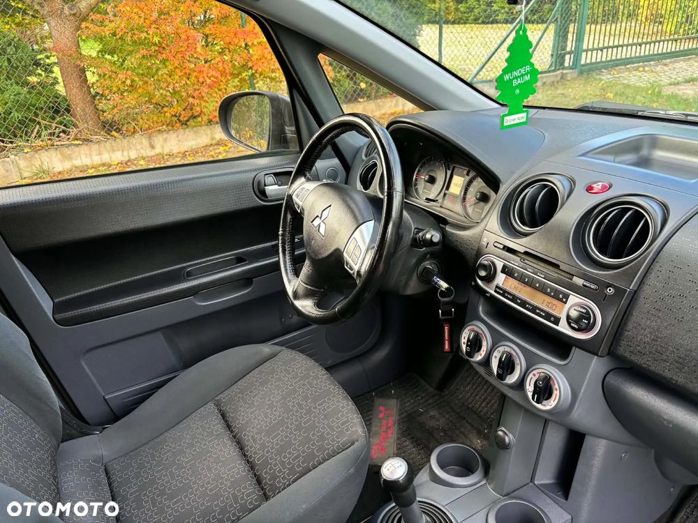 Mitsubishi Colt 1.3 ClearTec In Motion Plus - 32