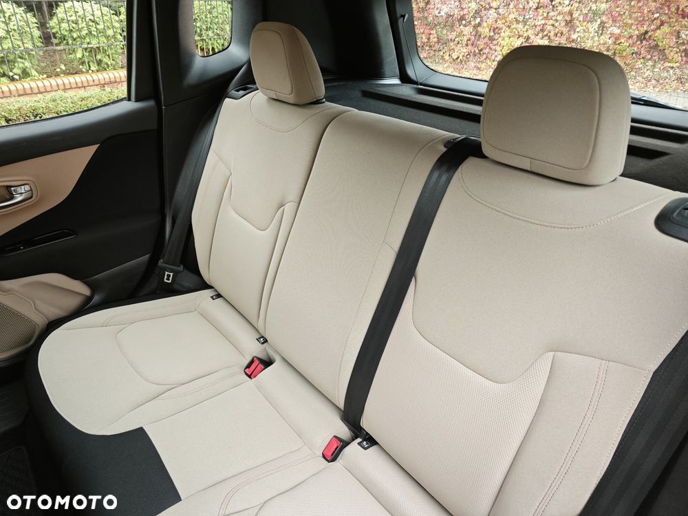 Jeep Renegade - 17