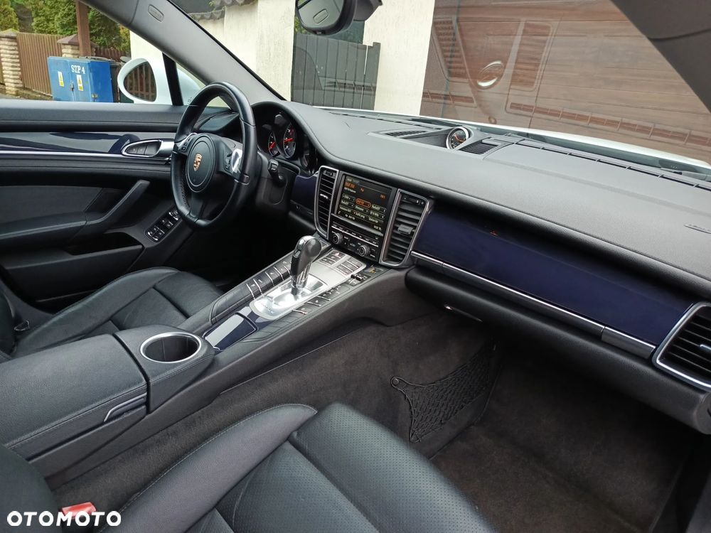 Porsche Panamera PDK Edition - 8