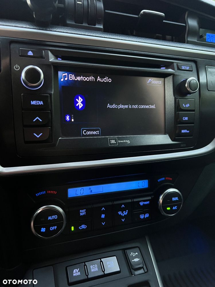 Toyota Auris 1.8 HSD Sol - 13