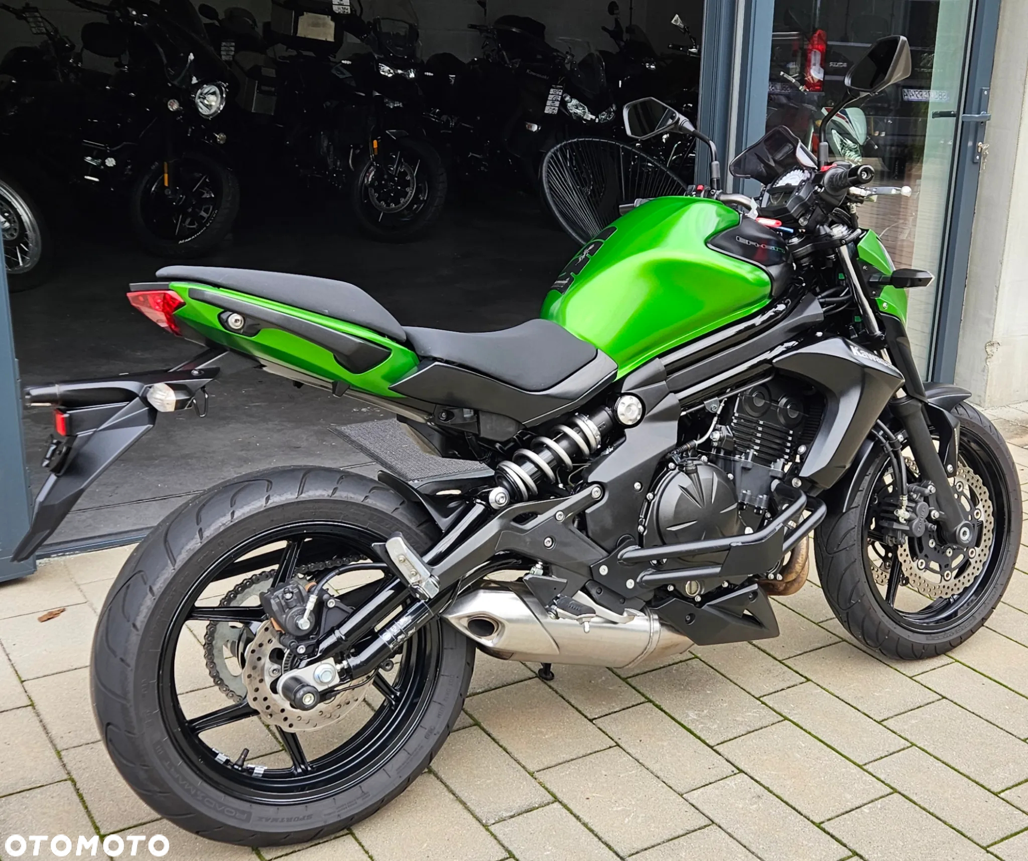 Kawasaki ER - 9