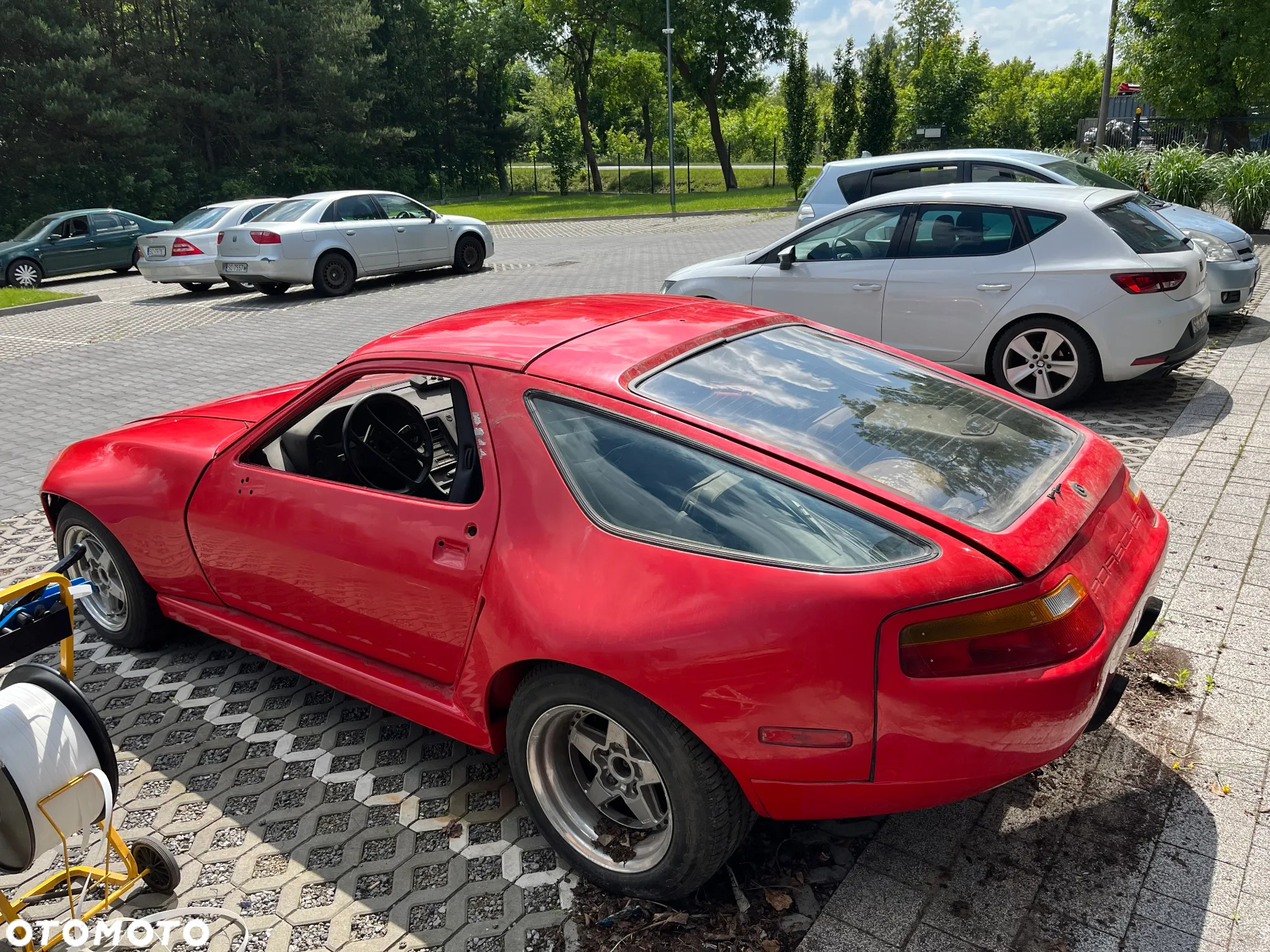 Porsche 928 S4 - 5