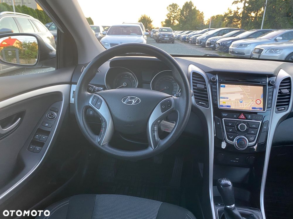 Hyundai i30 blue 1.4 Style - 34