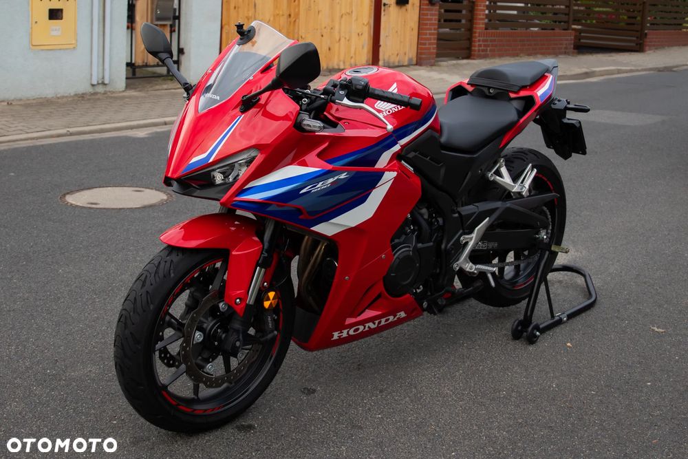 Honda CBR - 1