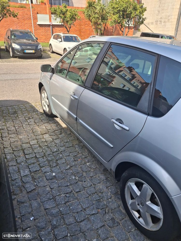 Renault Scénic 1.5 dCi SE Exclusive - 2