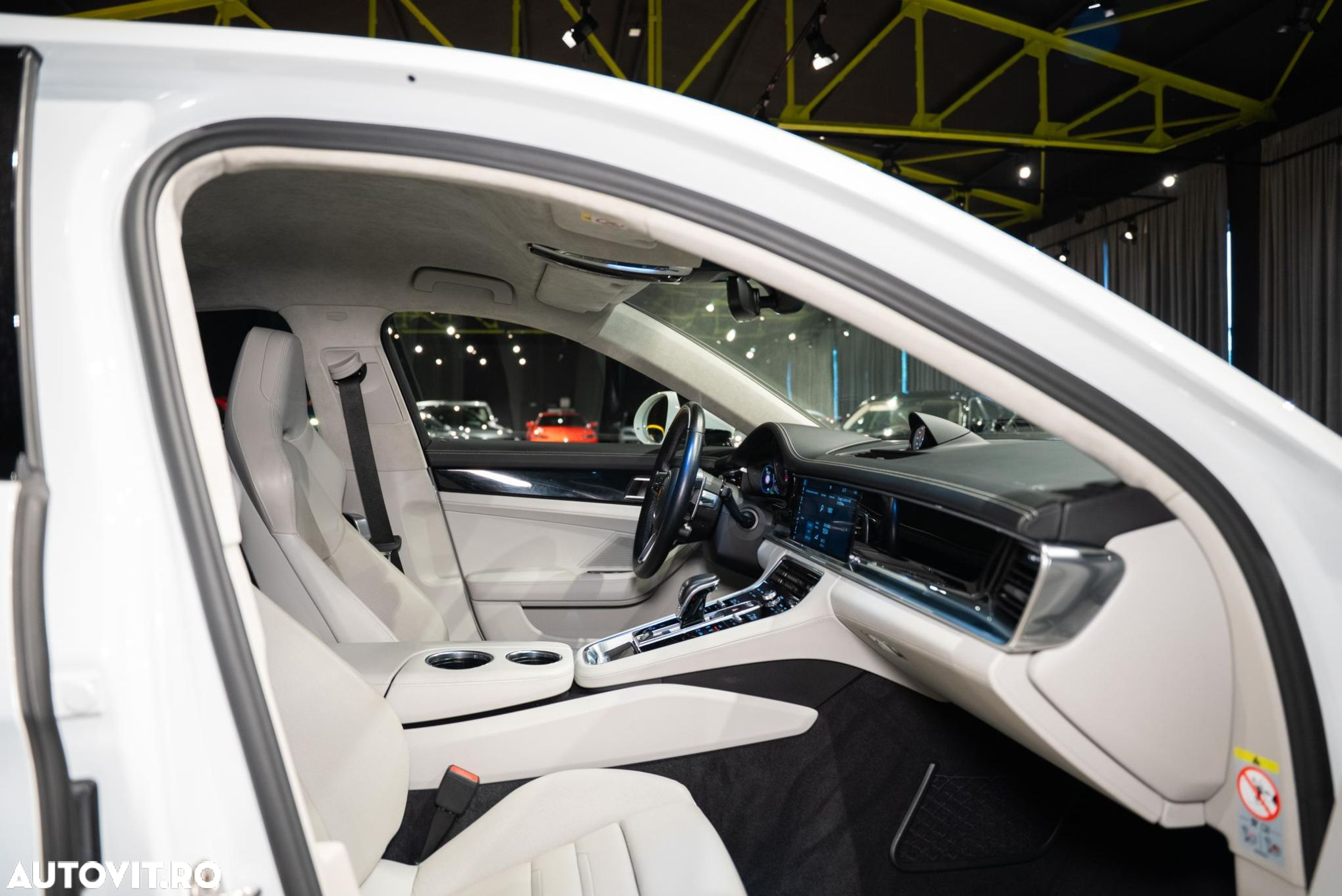 Porsche Panamera - 19
