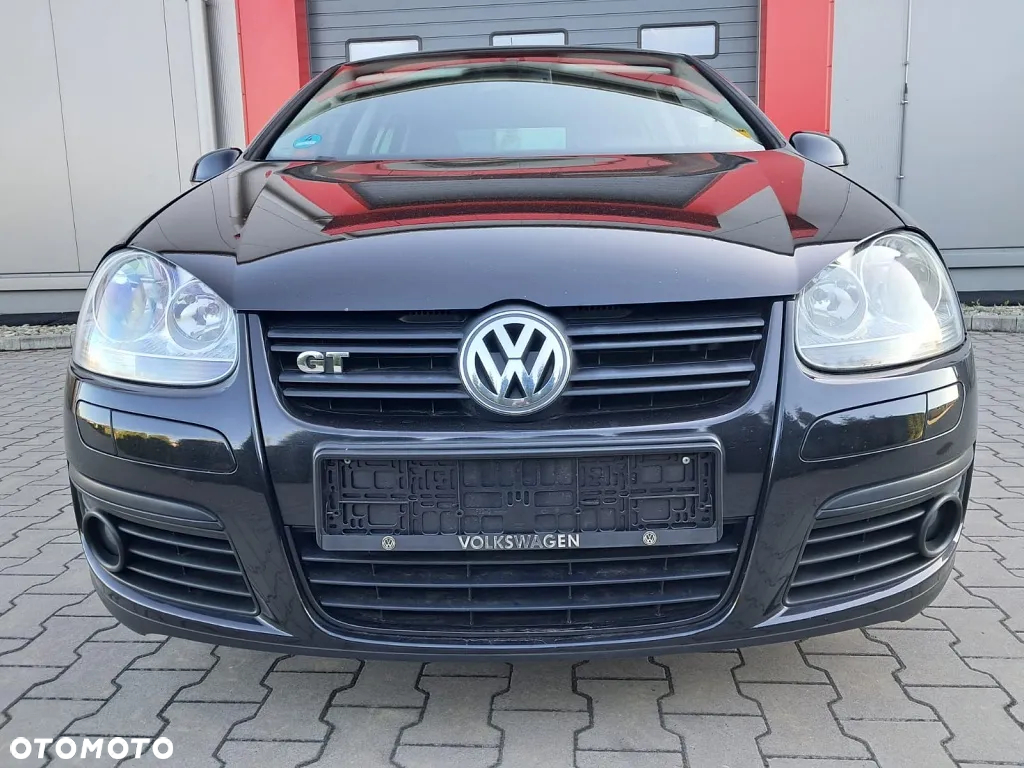 Volkswagen Golf 2.0 TDI DPF GT - 3