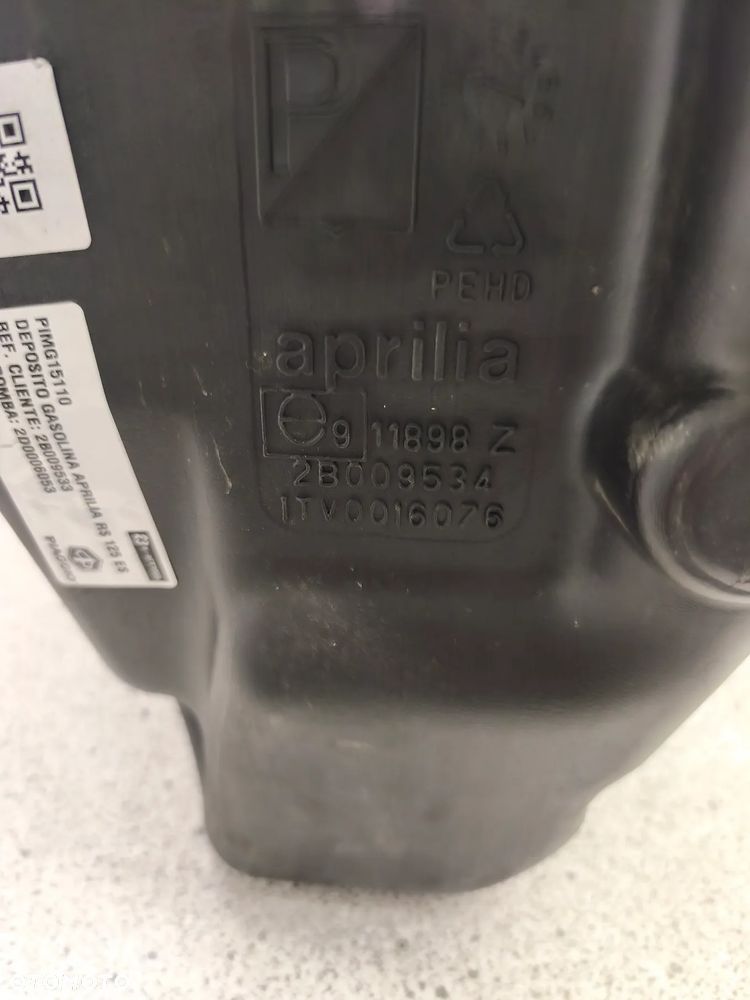 Pompa, zbiornik paliwa, bak Aprilia Tuono 125 2024 - 8