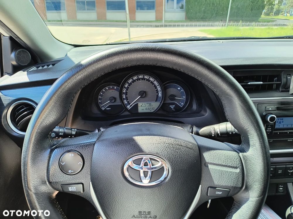 Toyota Auris 1.33 VVT-i Active - 13