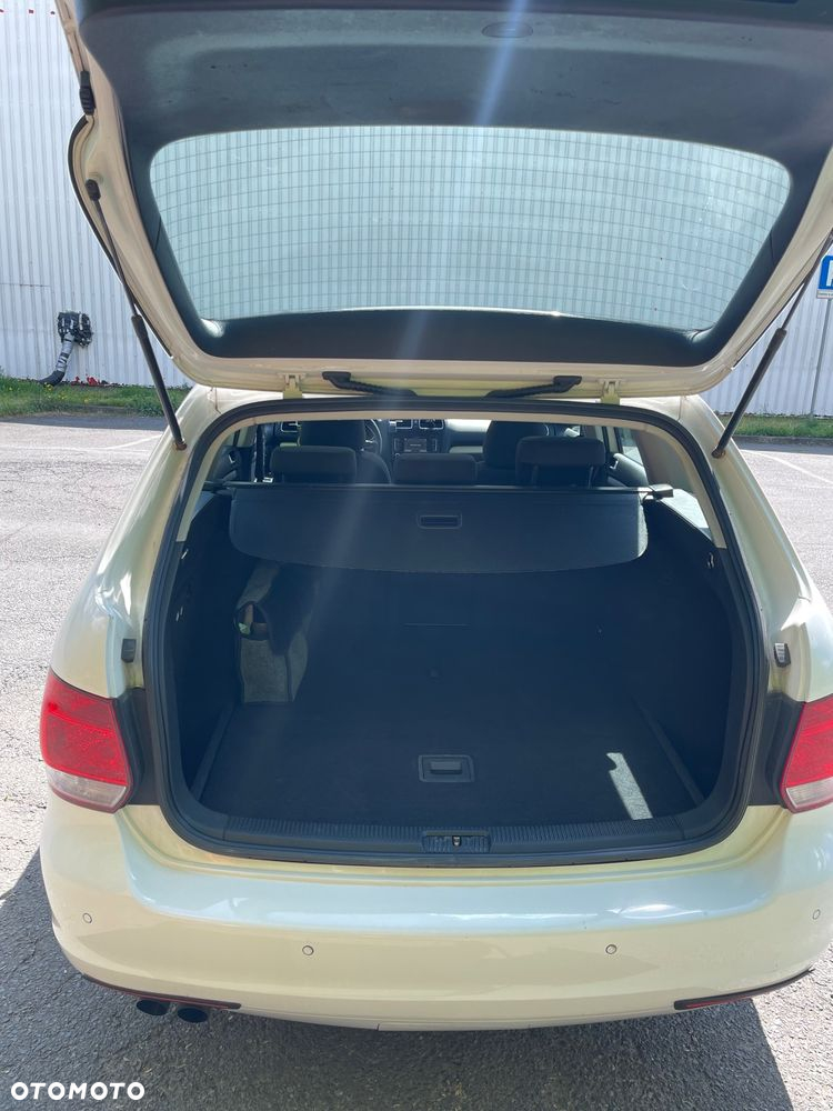 Volkswagen Golf VI 2.0 TDI Comfortline - 5