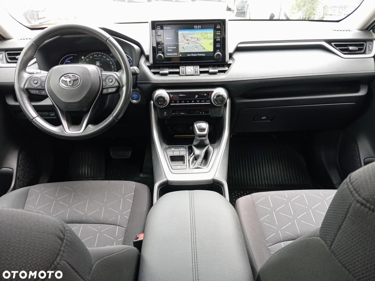 Toyota RAV4 - 3