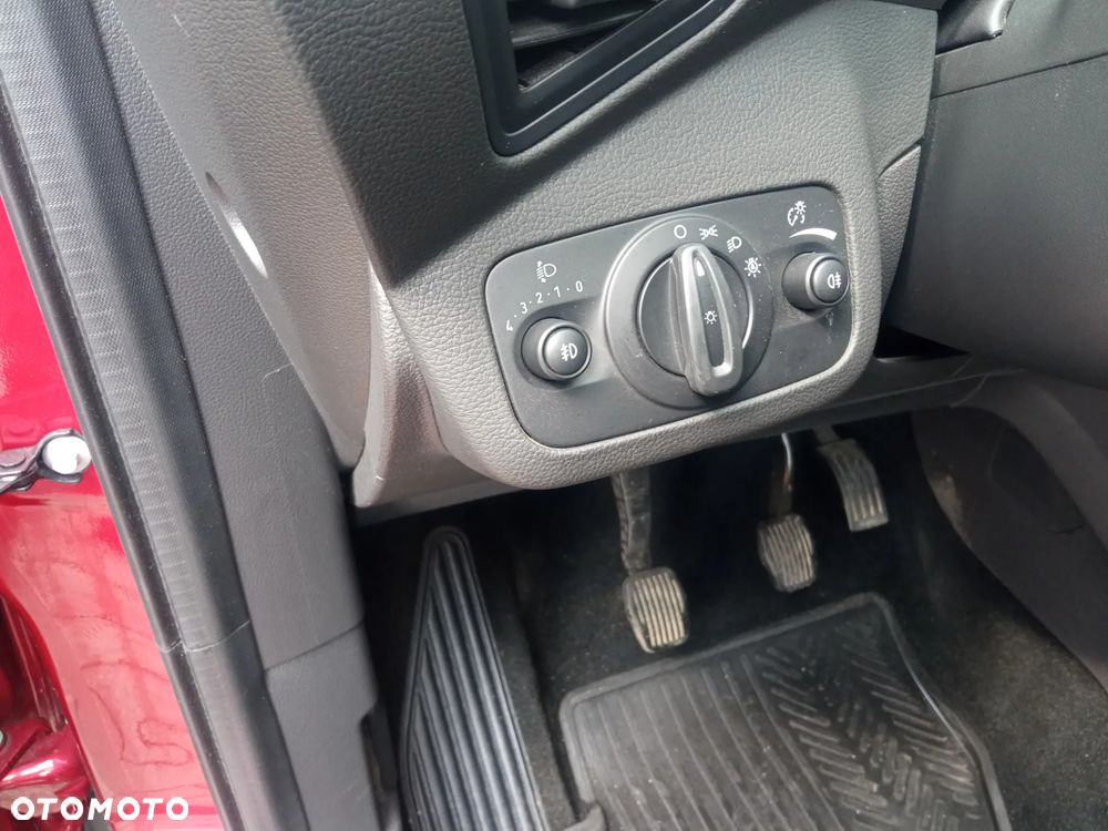 Ford Kuga 1.5 EcoBoost FWD Edition ASS MMT6 - 13