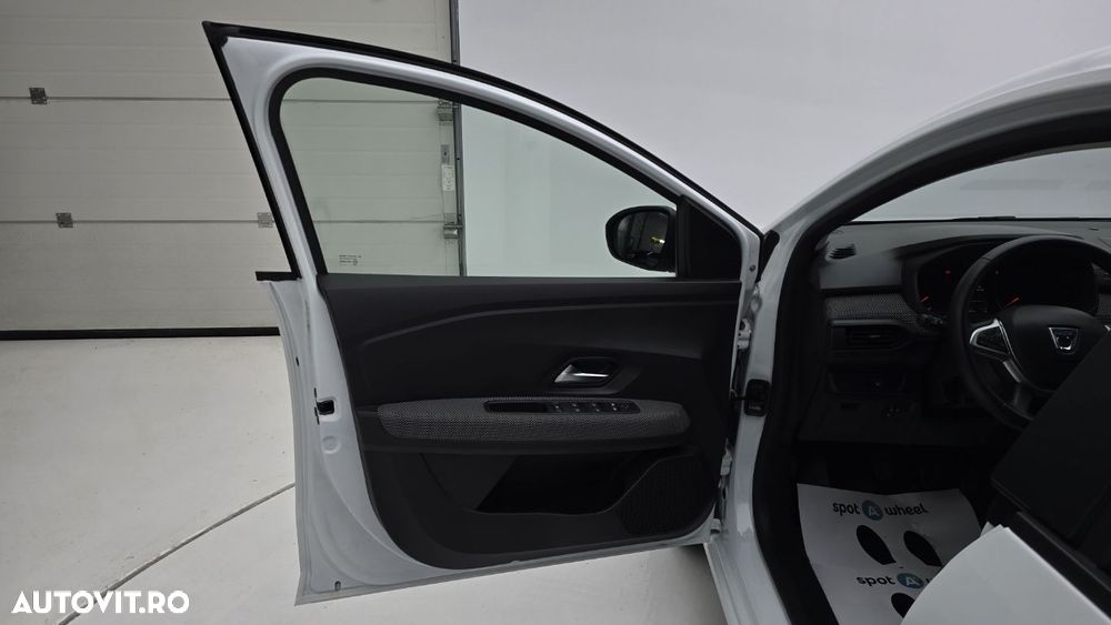 Dacia Sandero TCe 90 MT5 Comfort - 10