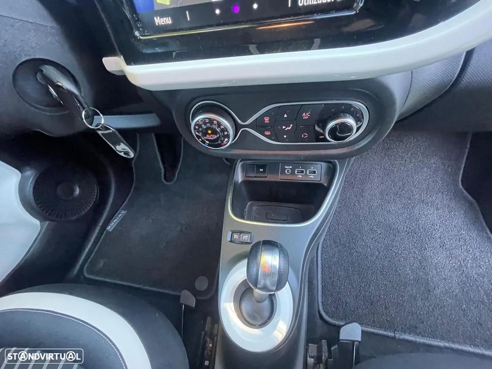 Renault Twingo E-Tech Evolution 80 Urban Range - 14