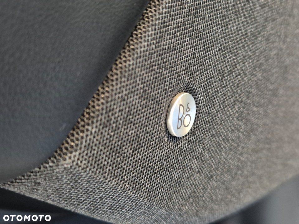 Ford Mustang Mach-E - 29