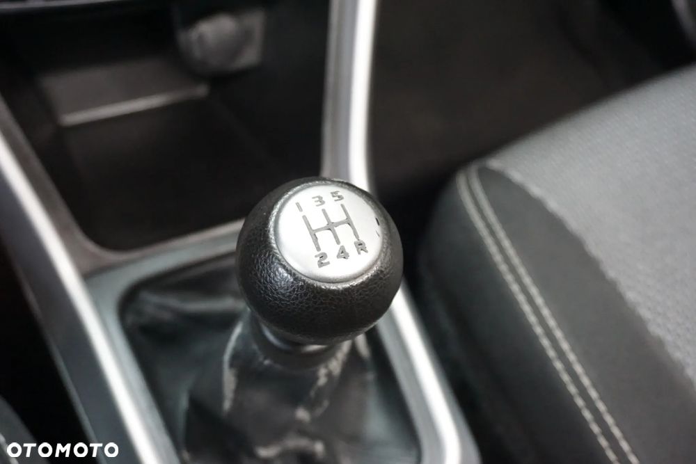 Suzuki SX4 S-Cross 1.6 Comfort - 31