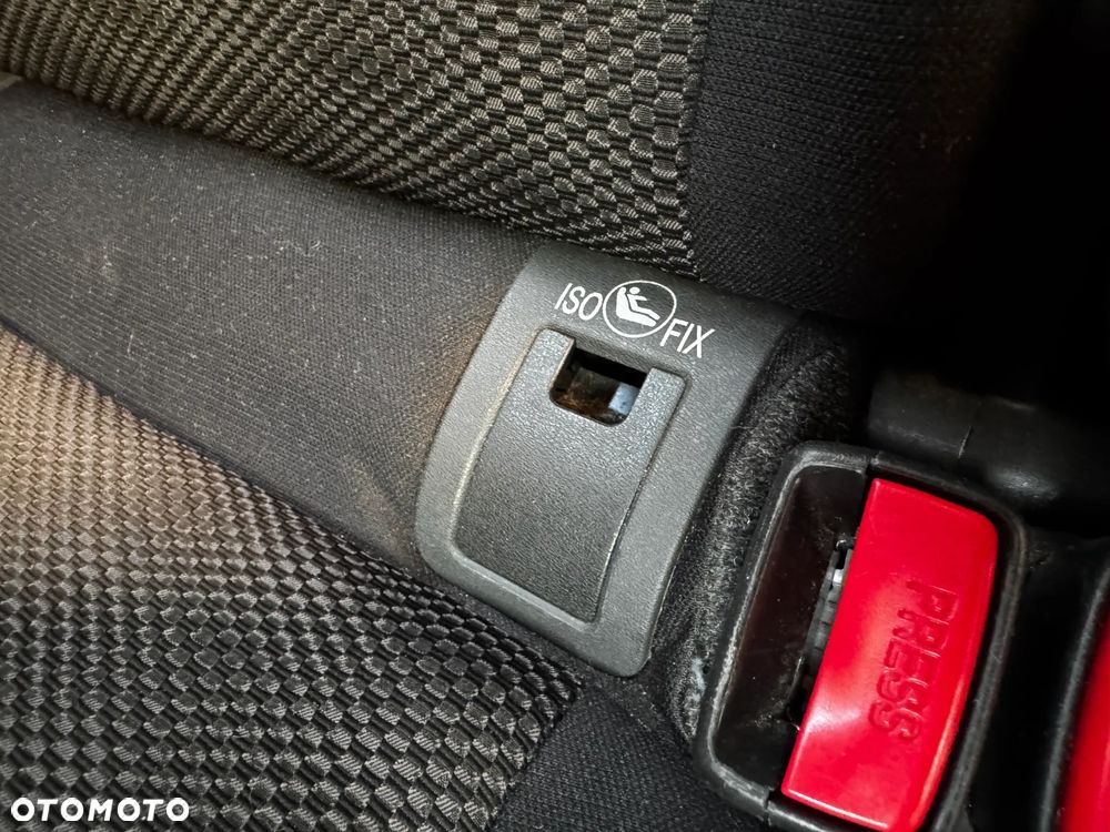 Nissan Qashqai 1.2 DIG-T N-Connecta EU6 - 24