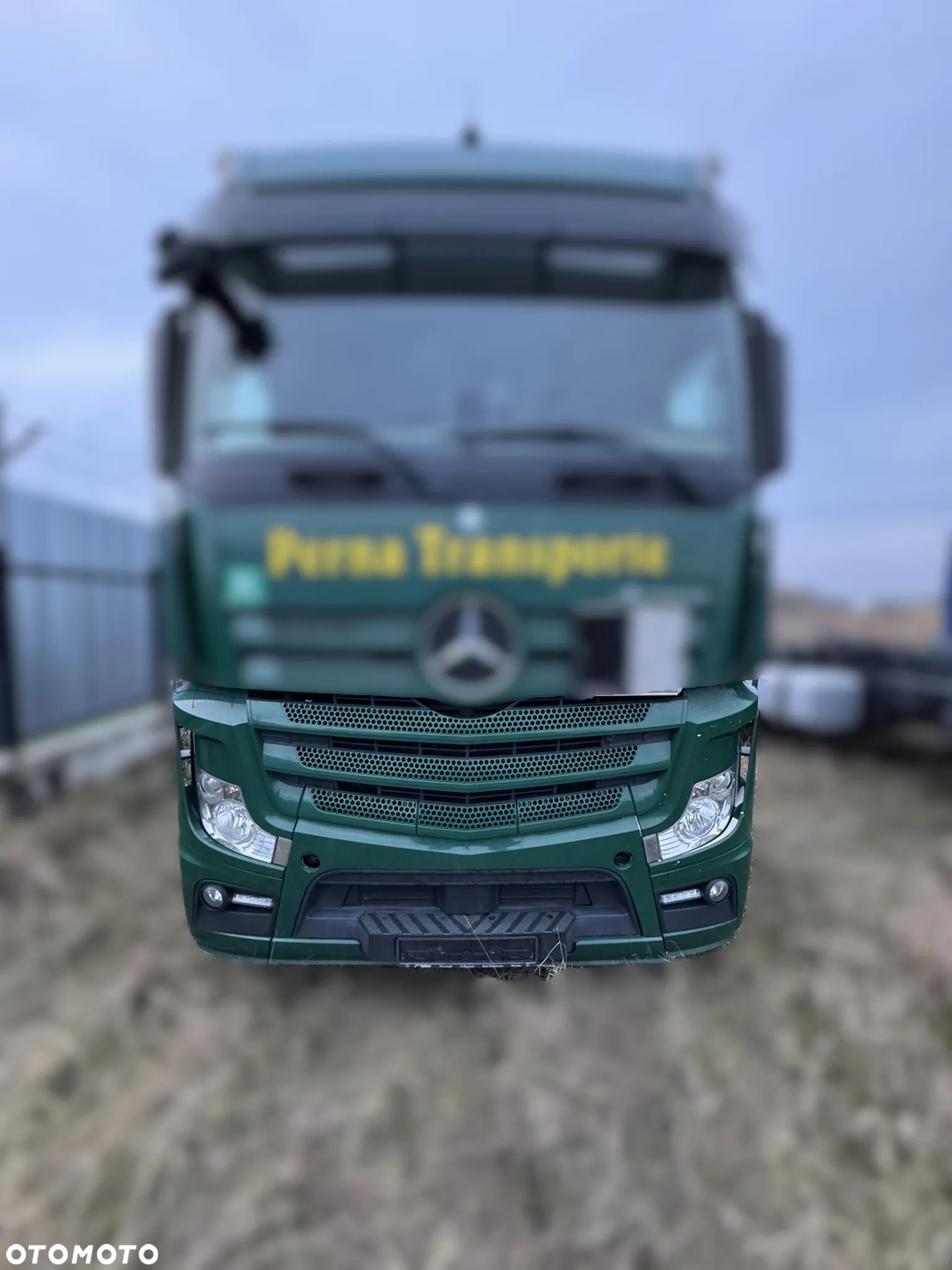 Zderzak przód komplet Actros MP4 - 2
