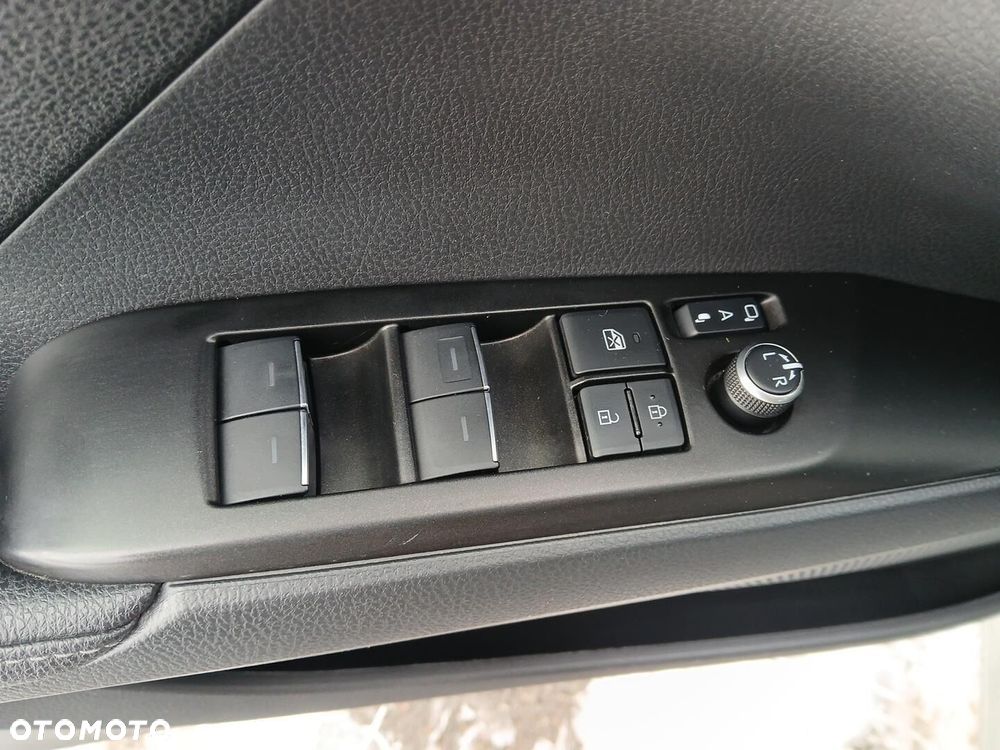 Toyota Camry 2.5 Hybrid Executive CVT - 20