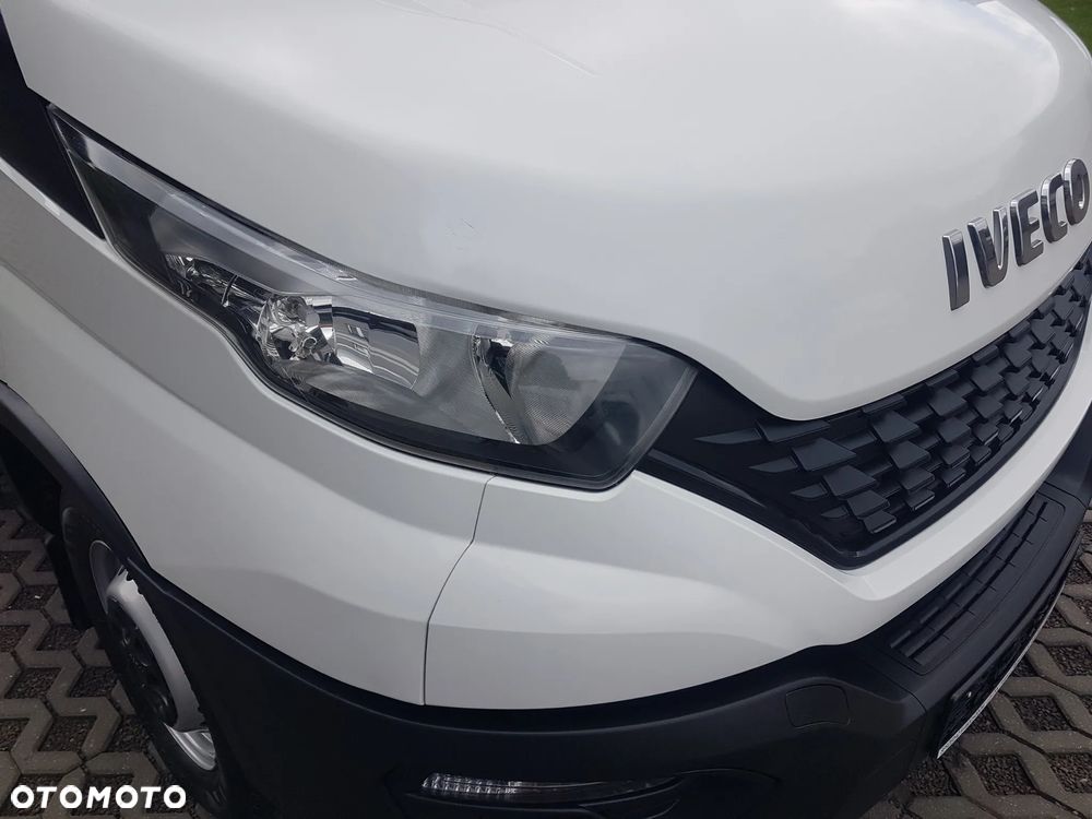 Iveco DAILY KONTENER NISKOPODŁOGOWY 4,43x2,23x2,42 SKLEP FOODTRUCK BAR KLIMA KONIOWÓZ KAMPER - 33