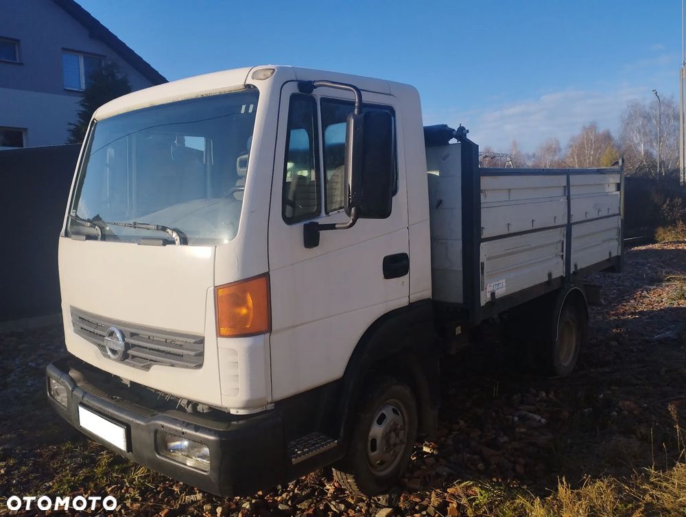 Nissan ATLEON - 3