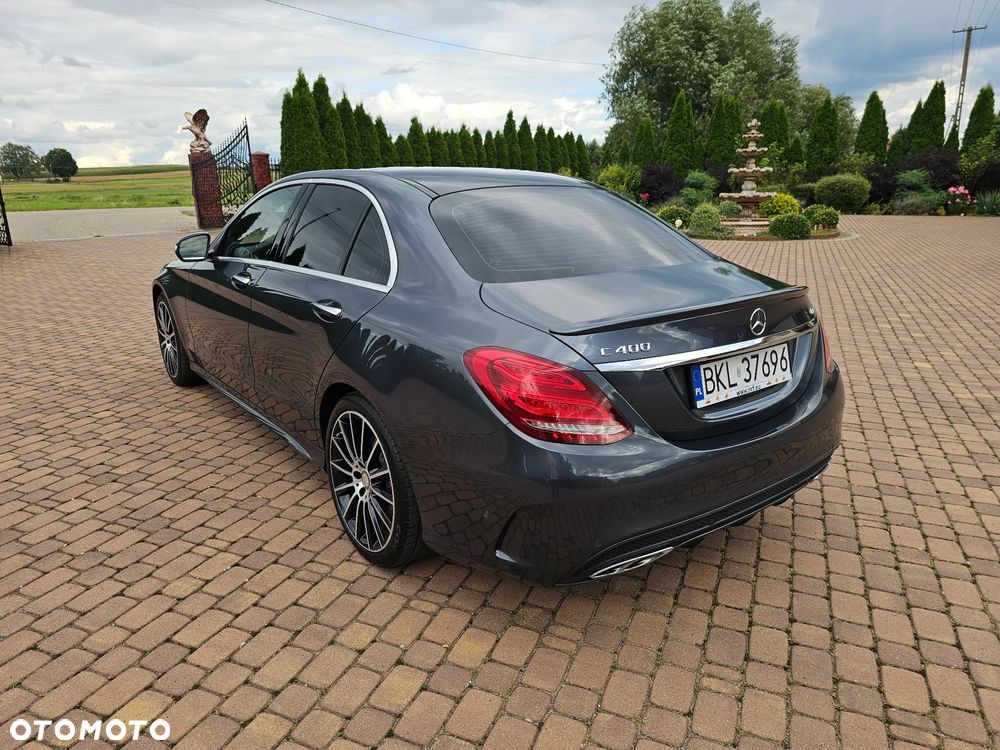 Mercedes-Benz Klasa C 400 4Matic 7G-TRONIC AMG Line - 3