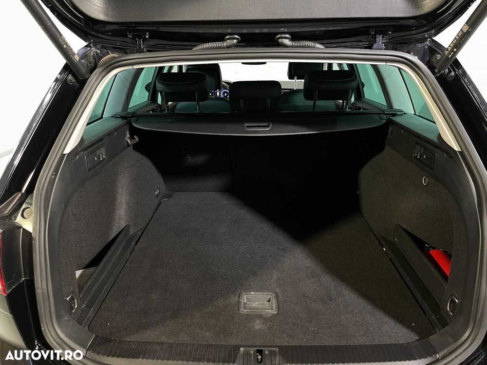 Volkswagen Passat 2.0 TDI DSG 4Mot Highline - 13